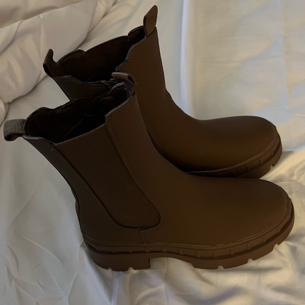 woman’s boots